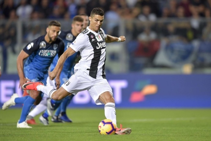  尤文主帅阿莱格里变阵失败，赛后直言担责  